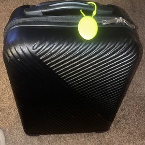 Black Carry On Luggage
